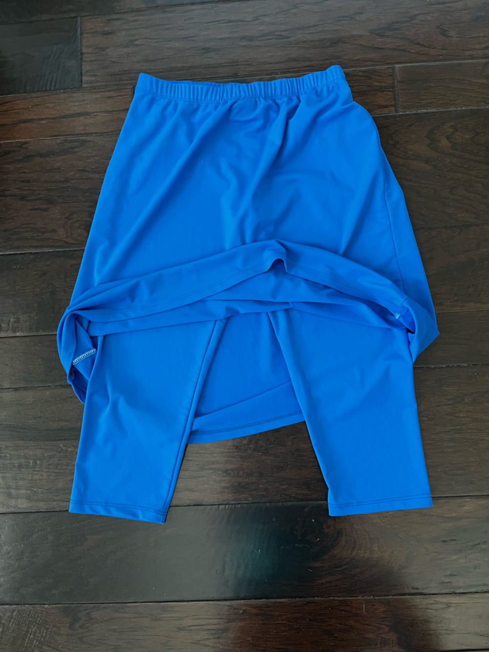 The Klassy Girl Athletic Royal Blue Skirt; Size Medium - Picture 8 of 16